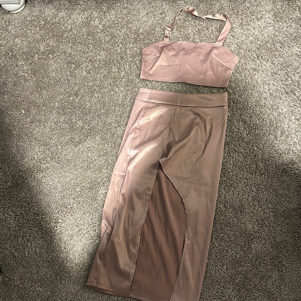 Fashion nova crop top and mini/midi skirt set